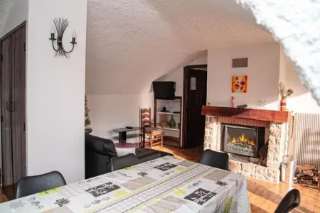 Gîte de France Gîtes de france 2 épis 5 personnes à mazel bouissy 2 épis, Maison près des Gorges du Tarn avec jardin et barbecue - Photo 9