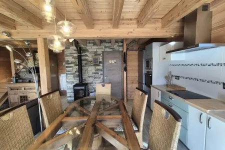 **chalet D'exception &agrave; Louer &agrave; La F&eacute;claz &ndash; 4 Chambres, 10 Couchages, Chalet à La Féclaz avec Accès Ski - Photo 1