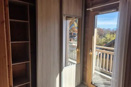 **chalet D'exception &agrave; Louer &agrave; La F&eacute;claz &ndash; 4 Chambres, 10 Couchages, Chalet à La Féclaz avec Accès Ski - Photo 9