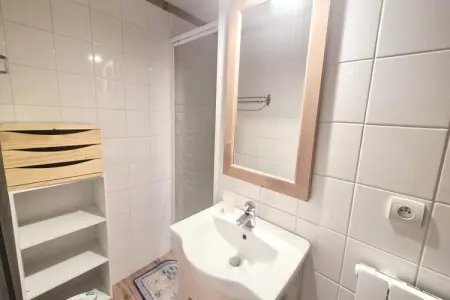 Votre Havre De Paix En Montagne - Chalet 6 Personnes Avec Piscine Et Sauna, Chalet à La Féclaz près des pistes de ski - Photo 7