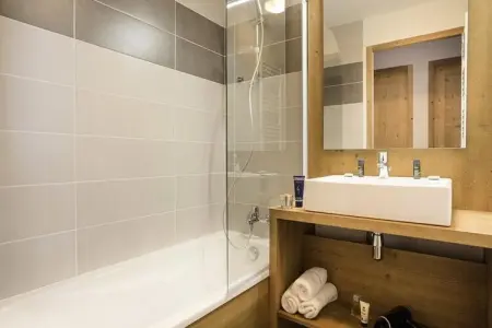 Résidence Club MMV La Clé des Cimes ****, Appartement dans les Alpes avec piscine et espace bien-être - Photo 24