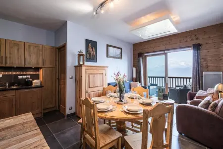 Résidence La Perle Des Alpes, Appartement à Bisanne 1500 skis aux pieds - Photo 2