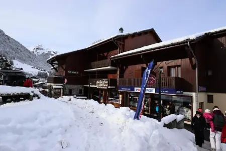 Résidence Val Blanc 1, Appartement dans les Alpes avec piscine et terrasse - Photo 11
