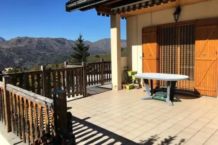 Grand Chalet Avec Terrasse, Vue Montagne Et Espace Nature, Chalet dans les Alpes avec vue imprenable sur les montagnes - Photo 15