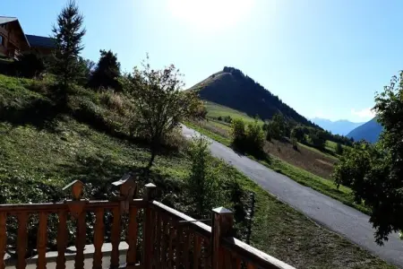 Grand Chalet Avec Terrasse, Vue Montagne Et Espace Nature, Chalet dans les Alpes avec vue imprenable sur les montagnes - Photo 18