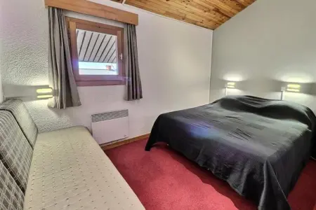 Résidence Saulire, JOLI 3 PIECES MEZZANINE AVEC CHEMINEE - ACCES INTERNET GRATUIT - Photo 14