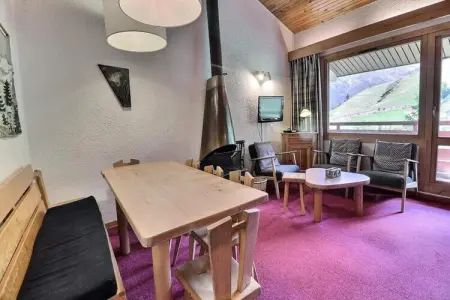Résidence Saulire, JOLI 3 PIECES MEZZANINE AVEC CHEMINEE - ACCES INTERNET GRATUIT - Photo 19