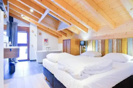 AlpChalets Portes du Soleil *****, Appartement près du lac Léman avec jacuzzi - Photo 64