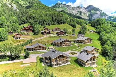 AlpChalets Portes du Soleil *****, Appartement près du lac Léman avec jacuzzi - Photo 5