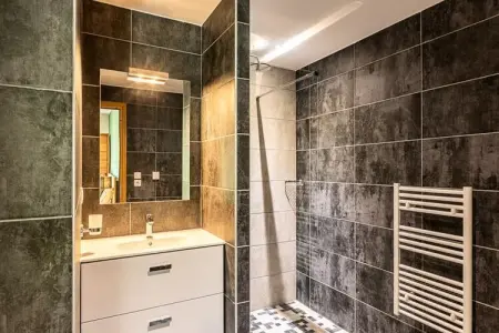 AlpChalets Portes du Soleil *****, Appartement près du lac Léman avec jacuzzi - Photo 66