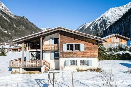 Résidence Ushuaia, Chalet à Argentière près du Mont Blanc - Photo 1