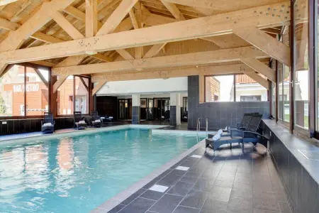 Résidence Les Portes du Mont Blanc ****, Appartement à Vallorcine avec spa et piscine - Photo 7