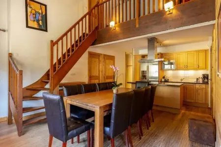 Résidence Les Portes du Mont Blanc ****, Appartement à Vallorcine avec spa et piscine - Photo 14