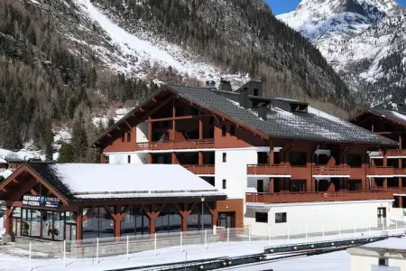 Résidence Les Portes du Mont Blanc ****, Appartement à Vallorcine avec piscine chauffée - Photo 1