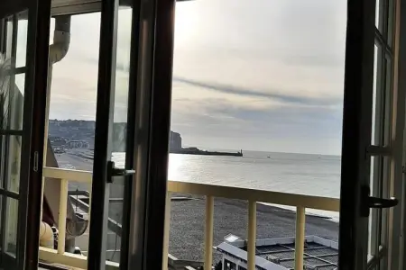 Résidence Mh02 - L&rsquo;&eacute;vasion : Mer & S&eacute;r&eacute;nit&eacute;, Parenth&egrave;se &agrave; Deux, Appartement à Tréport avec Vue sur Mer - Photo 8