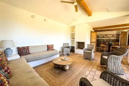 Authentique Mas Proven&ccedil;al Avec Piscine Et 2 Chambres &ndash; C&ocirc;te D&rsquo;azur, Villa à Montauroux avec piscine privée - Photo 9