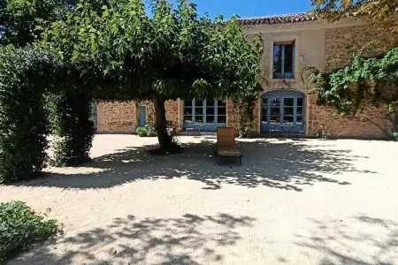 84b7 - Logement Dans Mas De Charme Du Xviii&egrave;me Si&egrave;cle, Mas en Provence avec piscine et spa - Photo 2