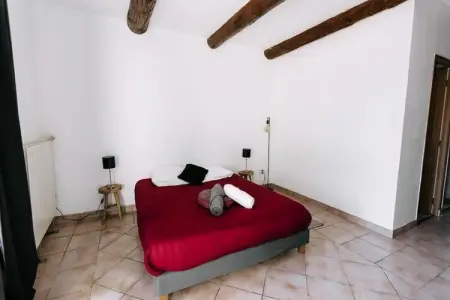 84b7 - Logement Dans Mas De Charme Du Xviii&egrave;me Si&egrave;cle, Mas en Provence avec piscine et spa - Photo 24