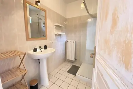 84b7 - Logement Dans Mas De Charme Du Xviii&egrave;me Si&egrave;cle, Mas en Provence avec piscine et spa - Photo 25