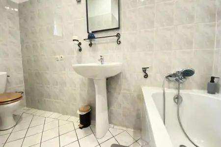 84b7 - Logement Dans Mas De Charme Du Xviii&egrave;me Si&egrave;cle, Mas en Provence avec piscine et spa - Photo 43