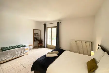 84b7 - Logement Dans Mas De Charme Du Xviii&egrave;me Si&egrave;cle, Mas en Provence avec piscine et spa - Photo 48