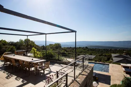 Villa De Haut Standing - 8 Chambres - Piscine, Villa à Gordes avec piscine chauffée et vue imprenable - Photo 16