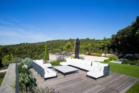 Villa De Haut Standing - 4 Chambres - Piscine, Villa à Gordes avec piscine chauffée - Photo 5