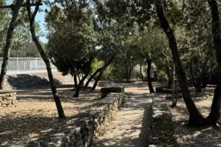 les Campanettes  : Superbe Mas En Provence, Ferme à Gordes avec piscine et vue - Photo 8