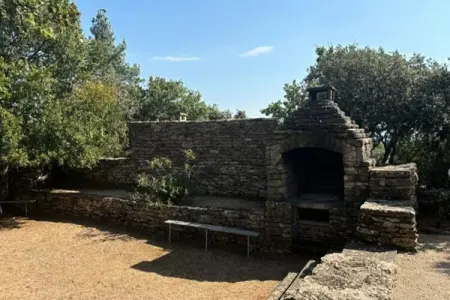 les Campanettes  : Superbe Mas En Provence, Ferme à Gordes avec piscine et vue - Photo 9