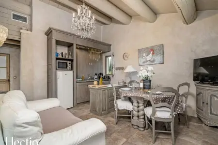 Loggia 7 Cypr&egrave;s | R&eacute;sidence Les Petitons, Appartement à Oppède avec piscine chauffée - Photo 11