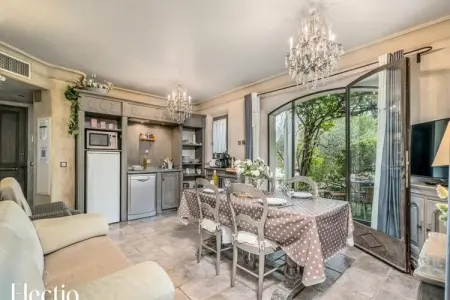 Loggia 1 Olivier | R&eacute;sidence Les Petitons, Appartement dans le Luberon avec piscine chauffée - Photo 1