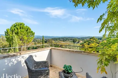 Loggia 9 Pin | R&eacute;sidence Les Petitons, Appartement à Oppède avec piscine chauffée - Photo 9