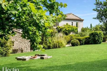 Loggia 9 Pin | R&eacute;sidence Les Petitons, Appartement à Oppède avec piscine chauffée - Photo 35