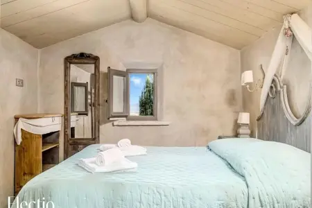 Loggia 11 Platane | R&eacute;sidence Les Petitons, Appartement à Oppède avec piscine chauffée - Photo 1