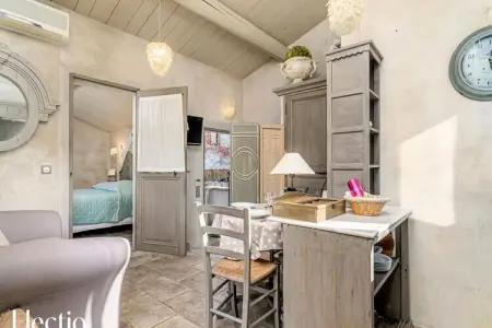 Loggia 11 Platane | R&eacute;sidence Les Petitons, Appartement à Oppède avec piscine chauffée - Photo 5