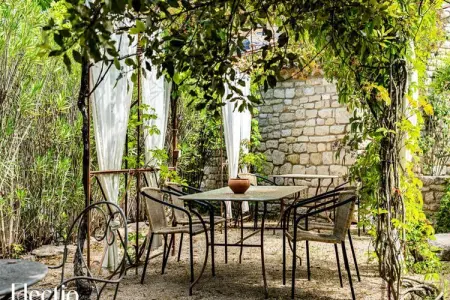 Loggia 11 Platane | R&eacute;sidence Les Petitons, Appartement à Oppède avec piscine chauffée - Photo 32