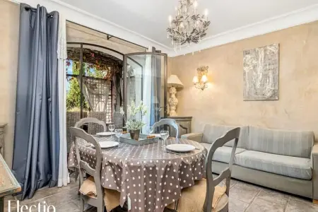 Loggia 2 Glycine | R&eacute;sidence Les Petitons, Appartement à Oppéde avec piscine chauffée - Photo 9