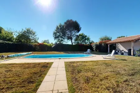 Maison à L'Aiguillon-sur-Vie, Villa en Vendée avec piscine privée chauffée - Photo 4