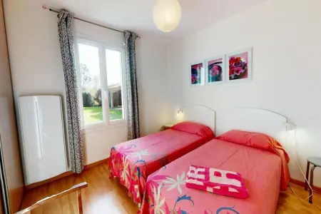 Maison à L'Aiguillon-sur-Vie, Villa en Vendée avec piscine privée chauffée - Photo 16