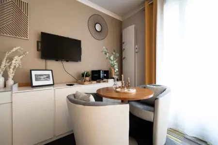 Paris Porte De Versailles Cosy Lodge 1 Appart H&ocirc;tel Parking, Wifi 4 Pers, Appartement près de la Porte de Versailles - Photo 6