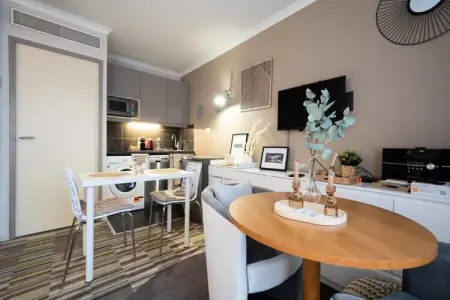 Paris Porte De Versailles Cosy Lodge 1 Appart H&ocirc;tel Parking, Wifi 4 Pers, Appartement près de la Porte de Versailles - Photo 9