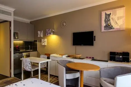 Paris Porte De Versailles Cosy Lodge 1 Appart H&ocirc;tel Parking, Wifi 4 Pers, Appartement près de la Porte de Versailles - Photo 21