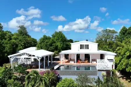 Villa Blanche, Villa à Marie-Galante avec piscine à débordement - Photo 2