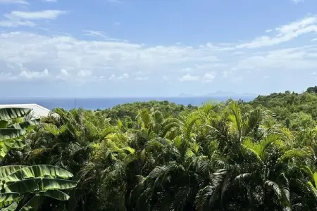Bungalow Cosy, Villa à Grand-Bourg avec vue sur la mer - Photo 2