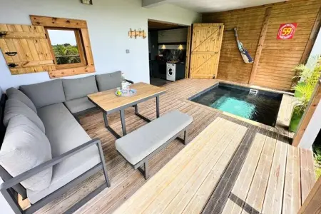 Bungalow Cosy, Villa à Grand-Bourg avec vue sur la mer - Photo 6