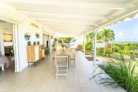 Villa Moca, Villa à Grand-Bourg avec vue sur la mer - Photo 2