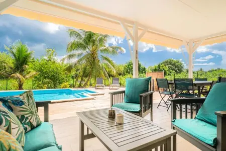 Villa Le Maroni, Villa à Le Lamentin avec Piscine Privée - Photo 2