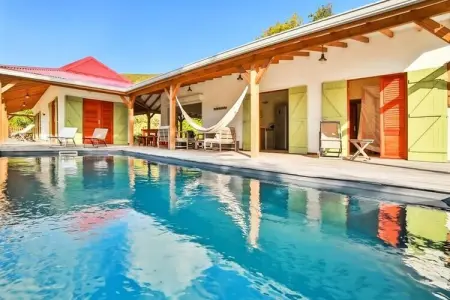 Villa Jacaranda, Villa à Capesterre avec piscine et vue sur la mer - Photo 2