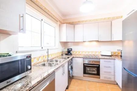Appartements à Gale, Villa à Galé avec piscine et plages - Photo 6