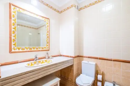 Appartements à Gale, Villa à Galé avec piscine et plages - Photo 17
